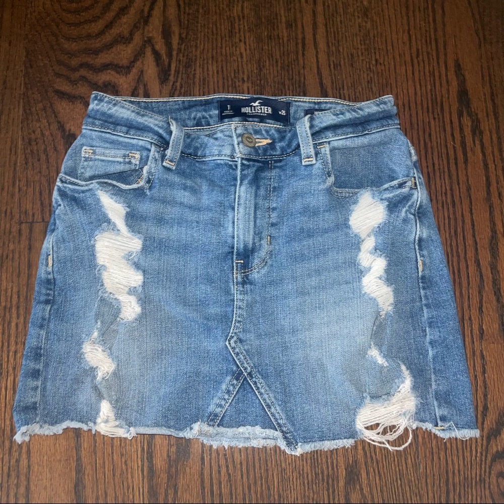 Hollister Ripped High Rise Denim Skirt (Size: 1)